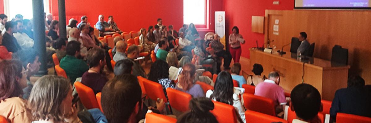 Imagen de portada: Salón de actos de Gran Vía