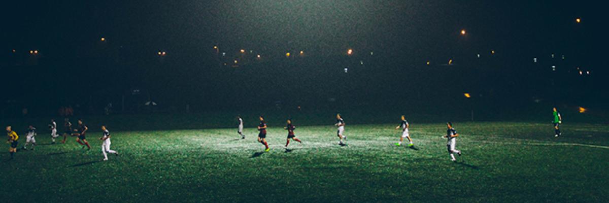 Imagen de portada: campo de fútbol